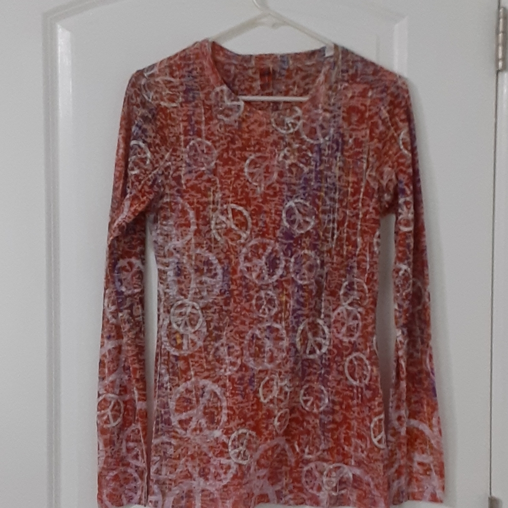 Kavio! Peace long sleeve top